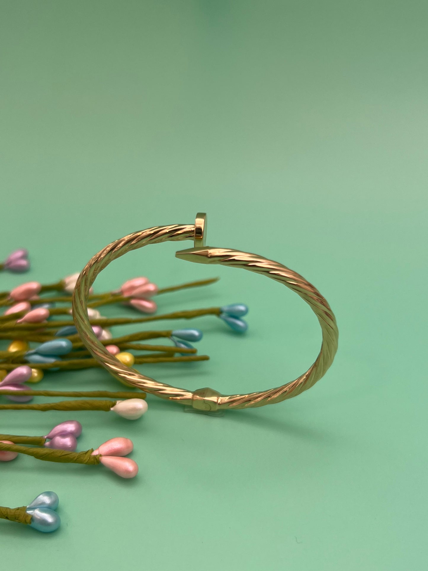 Esclava Clavo Cartier entorchado