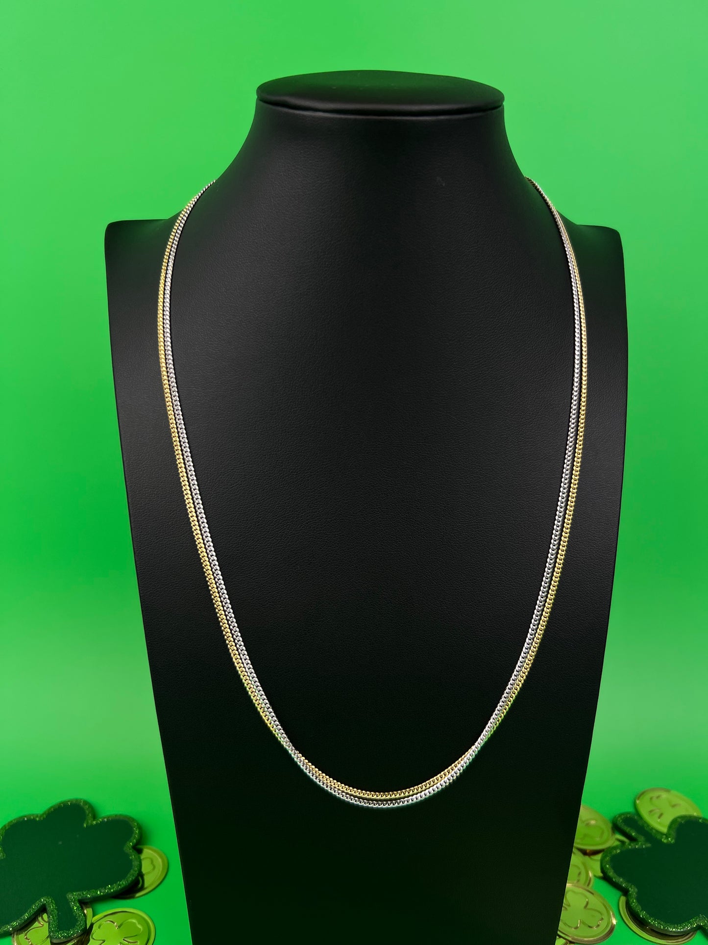 Cadena cubana oro blanco