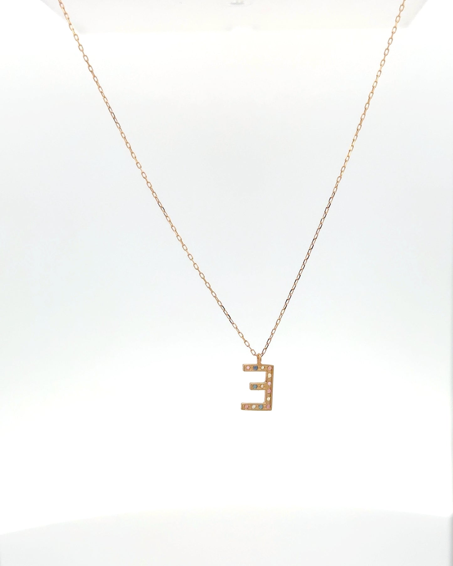 Cadena letra “E”