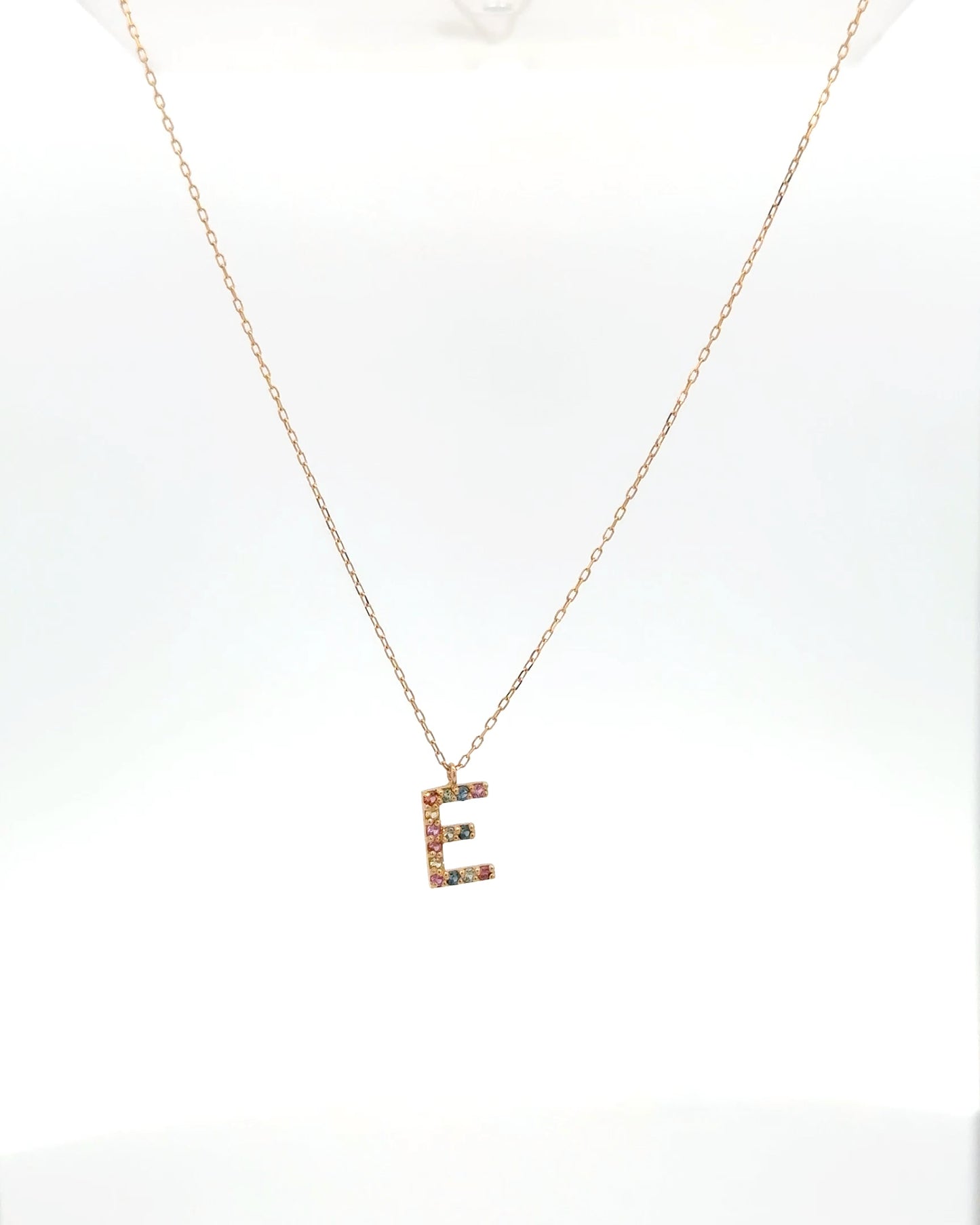 Cadena letra “E”