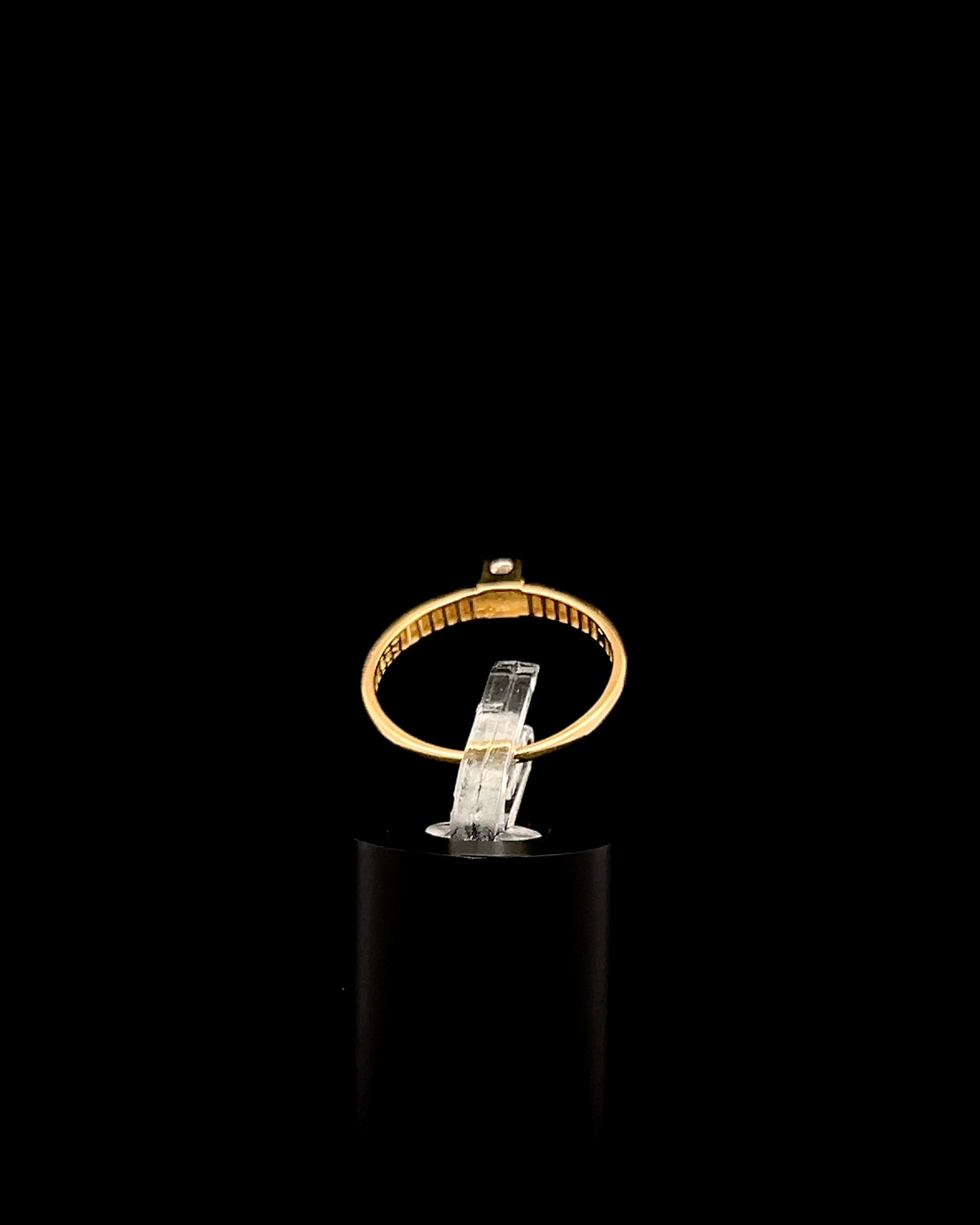Anillo solitario 8
