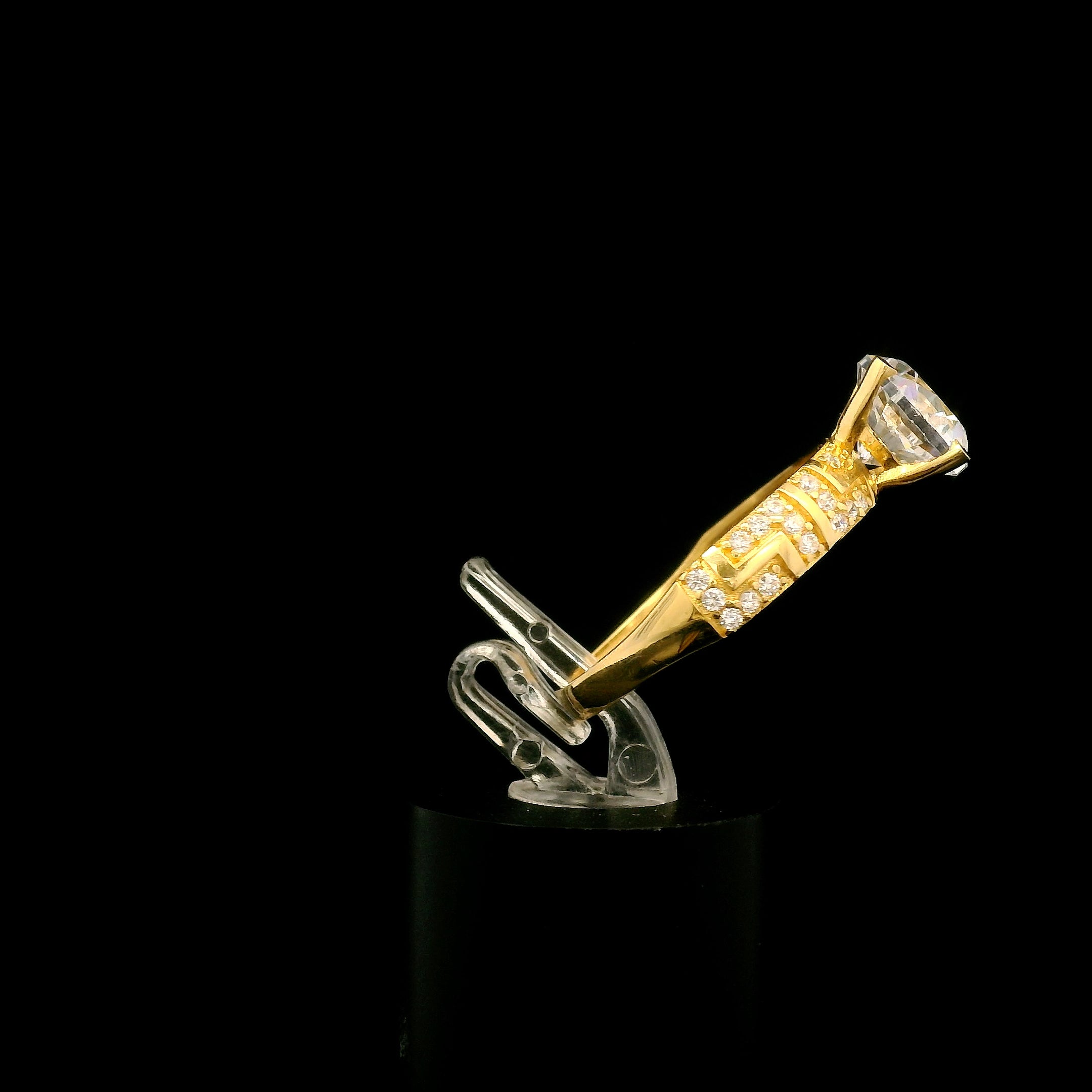Anillo solitario Z #8