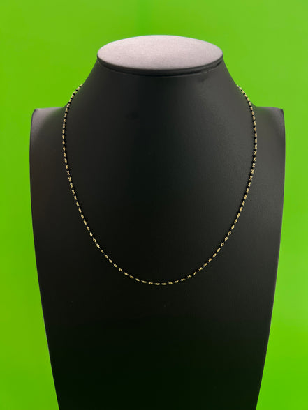 Cadena Mostacilla negra