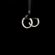 Argollas huggie diamante oro blanco