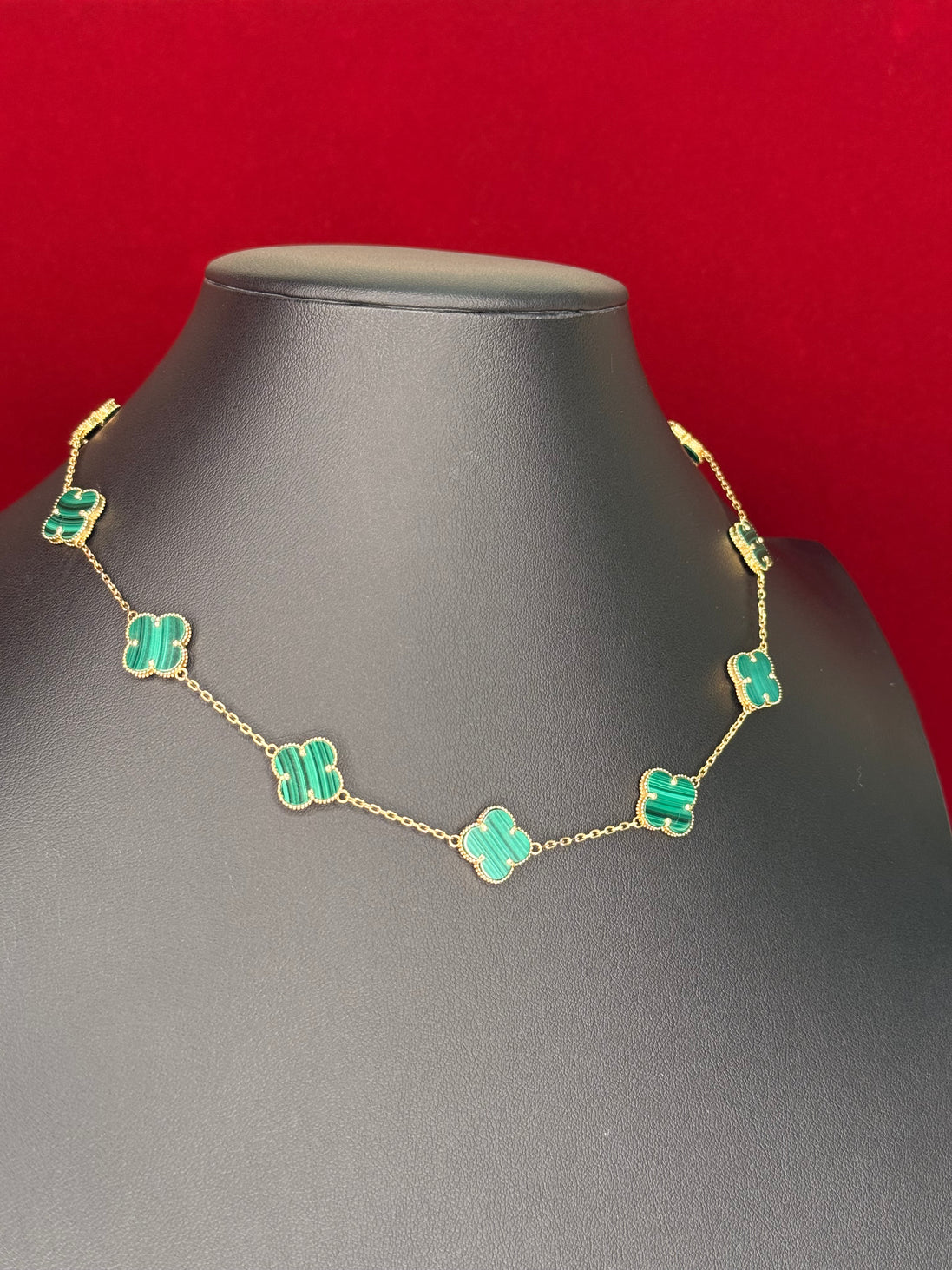 Cadena green clover 45cm