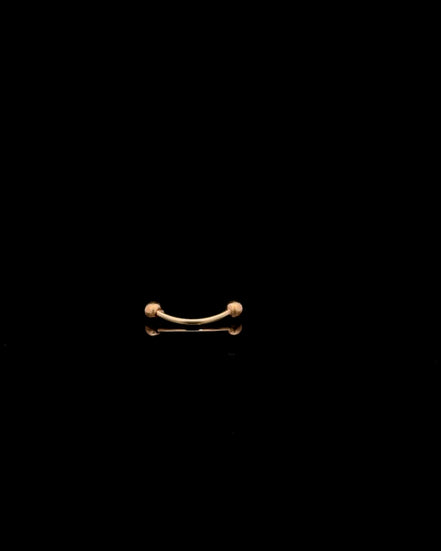Piercing ceja clásico