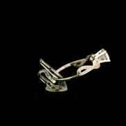 Anillo solitario blanco #8