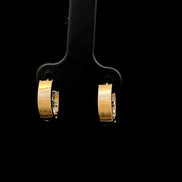 Argollas huggie cuadro