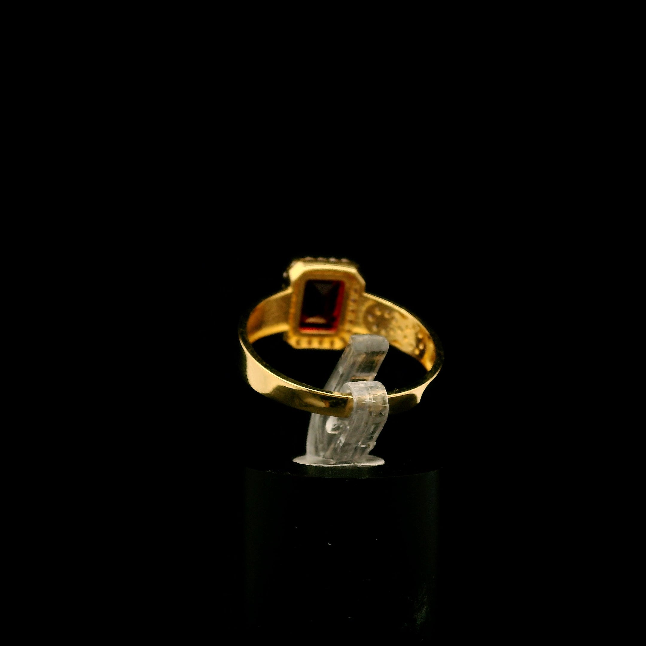 Anillo rojo infinito #8