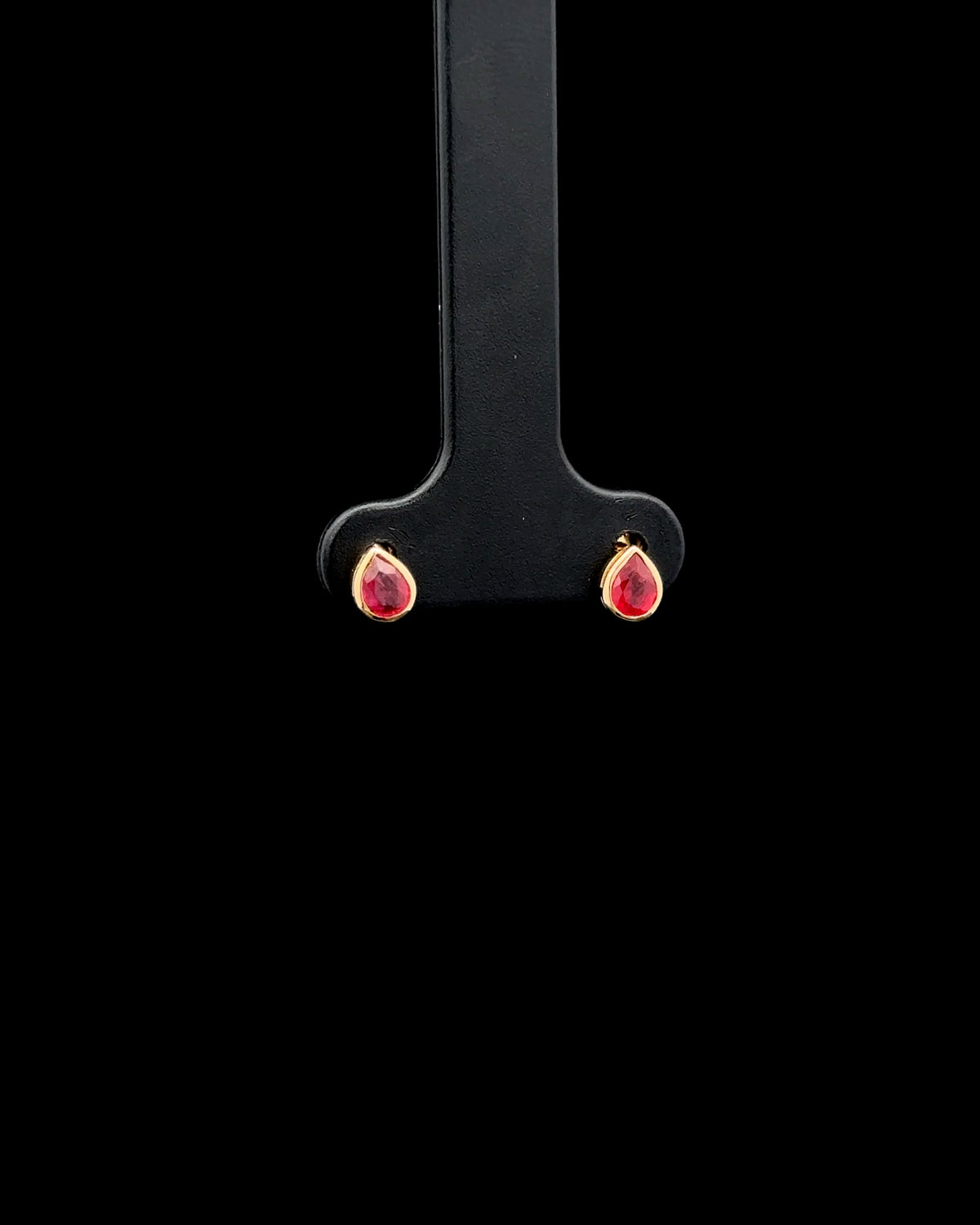 Zarcillos gota ruby