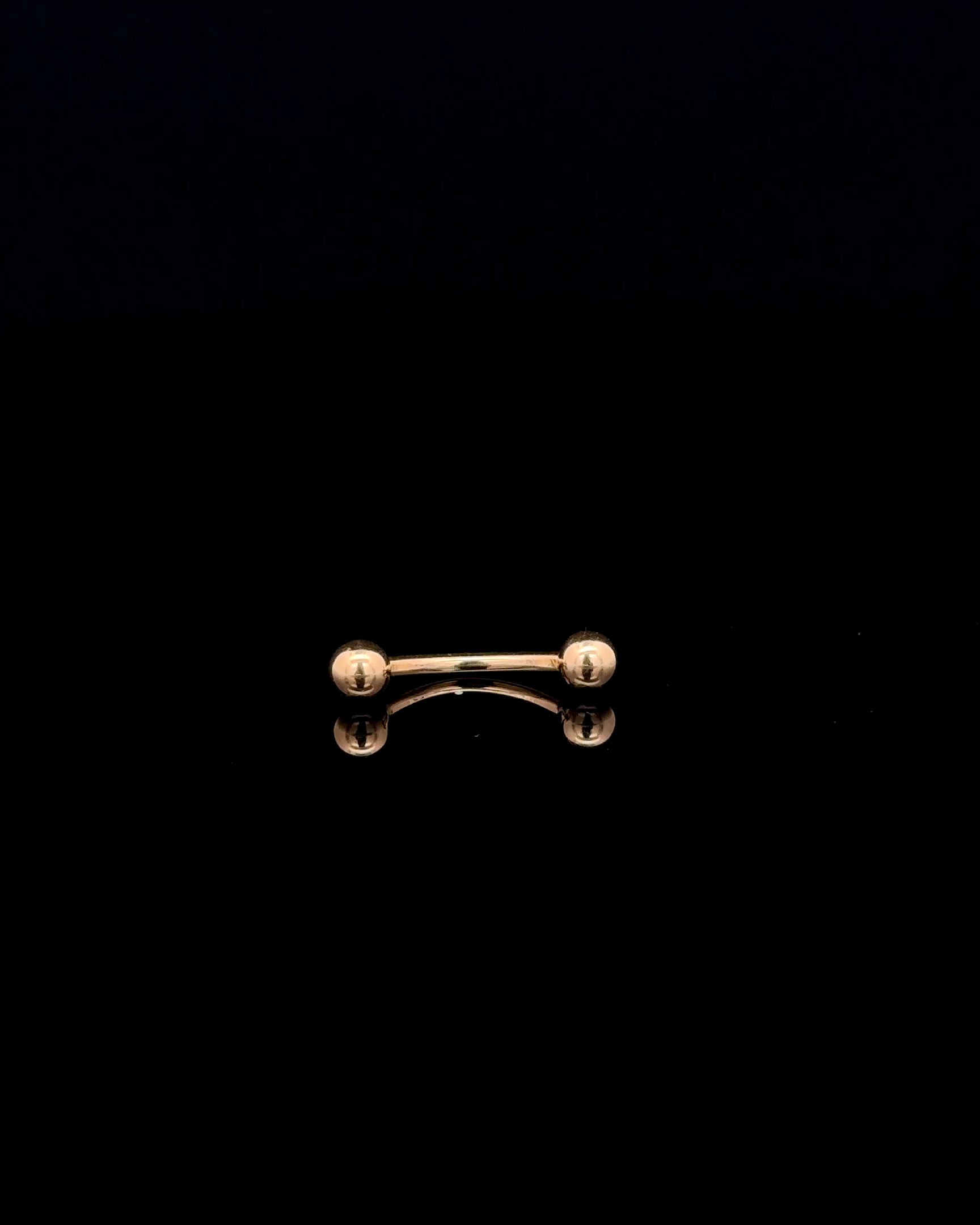 Piercing ombligo clásico