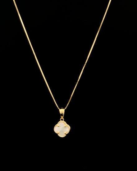 Cadena clover madre perla 50cm