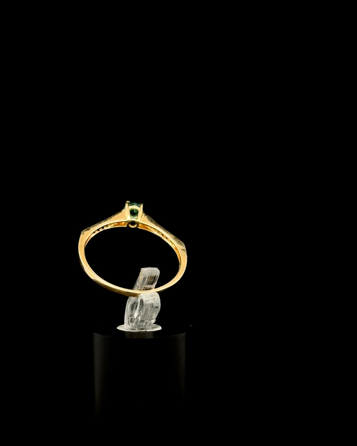 Anillo solitario tsavori 9