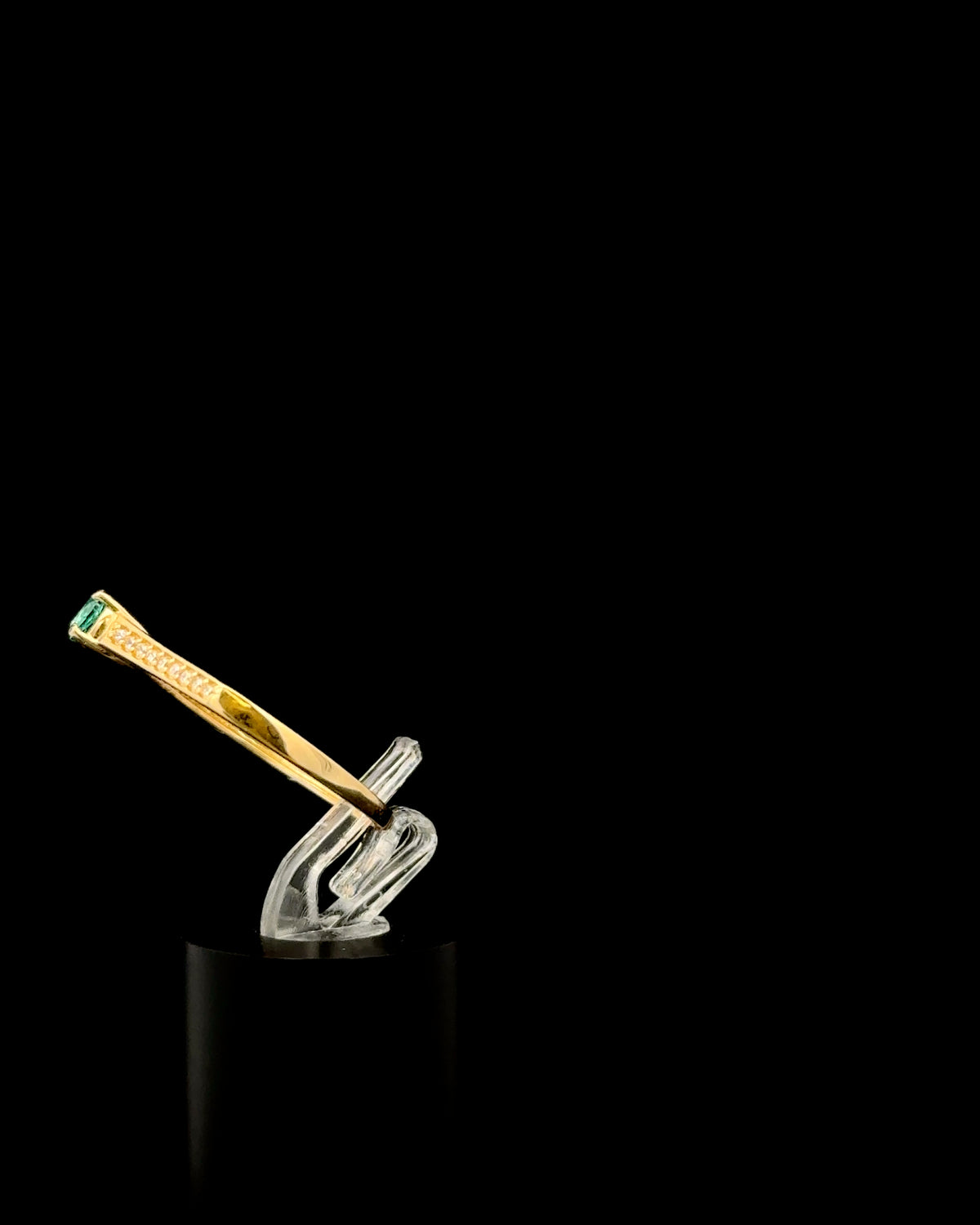 Anillo solitario tsavori 9