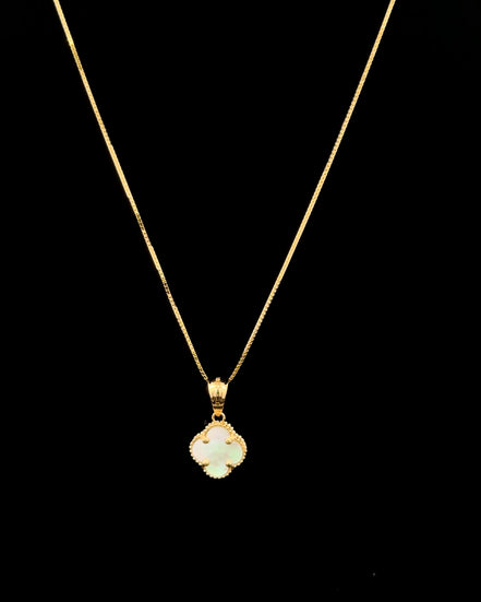 Cadena clover madre perla 50cm