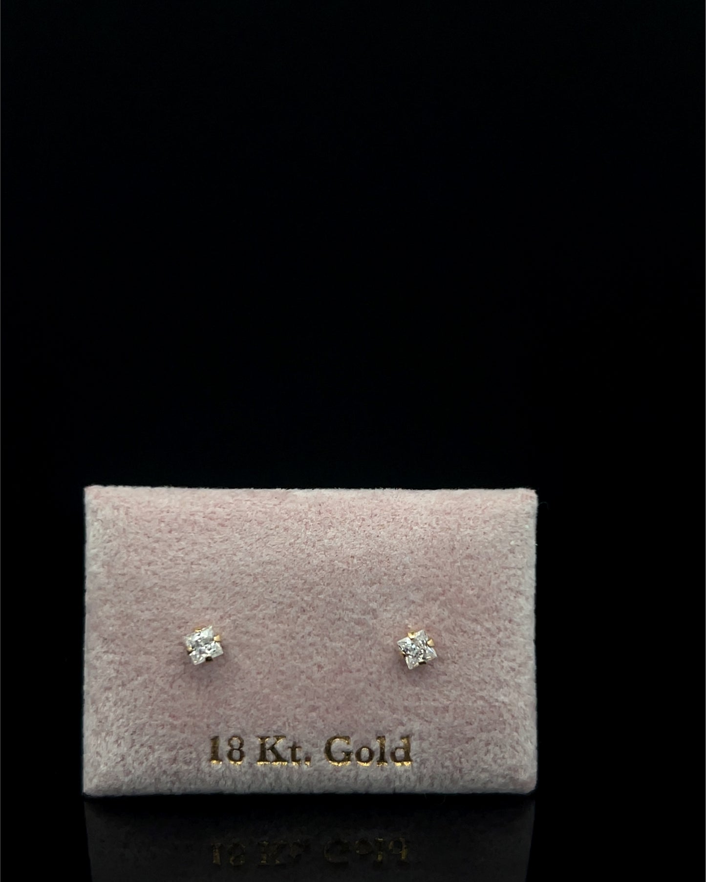 Zarcillos punto de luz cuadrado