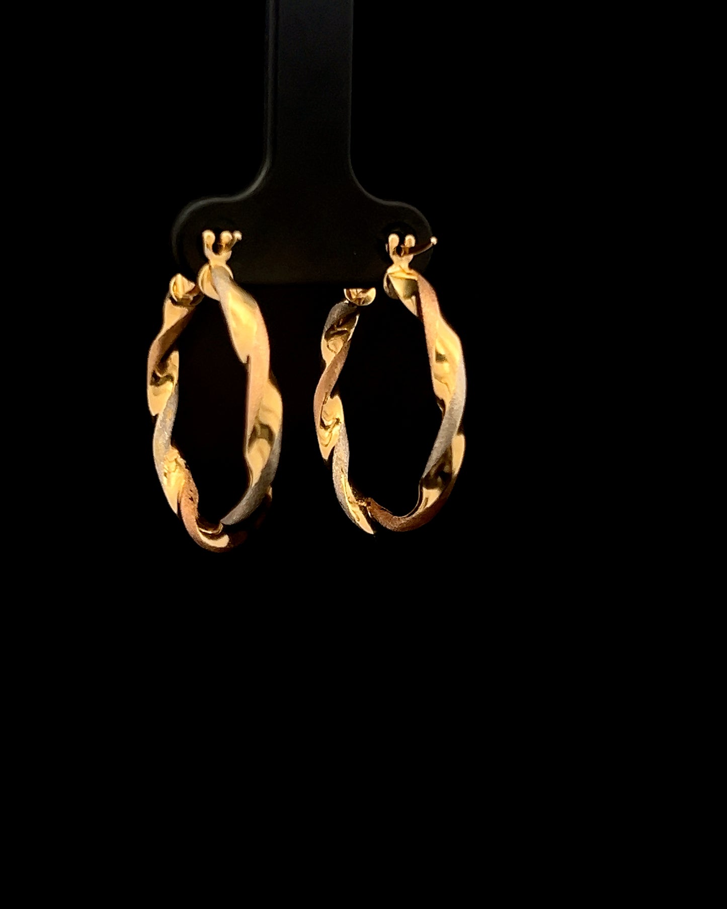 Argollas entorchadas tres tonos