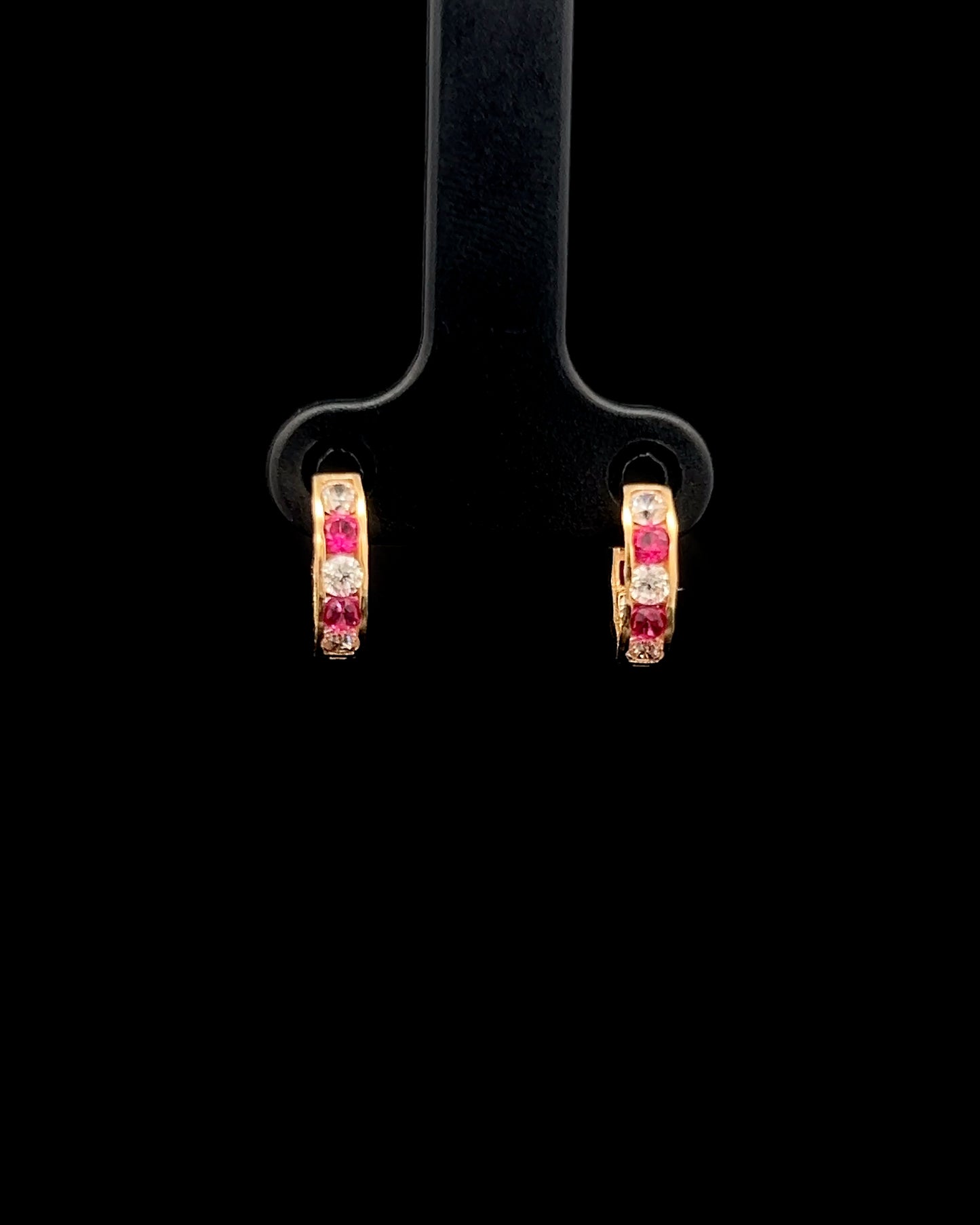 Argollas Huggie Swarovski rojo