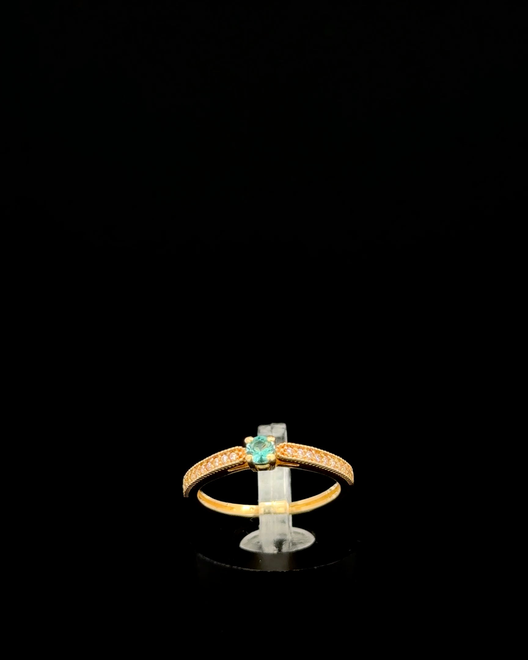 Anillo solitario verde 5