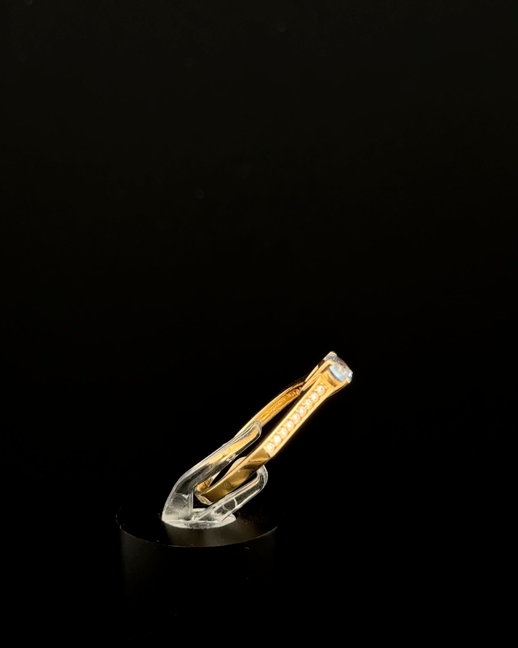 Anillo solitario azul 7 1/2