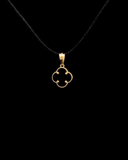 Dije clover negro